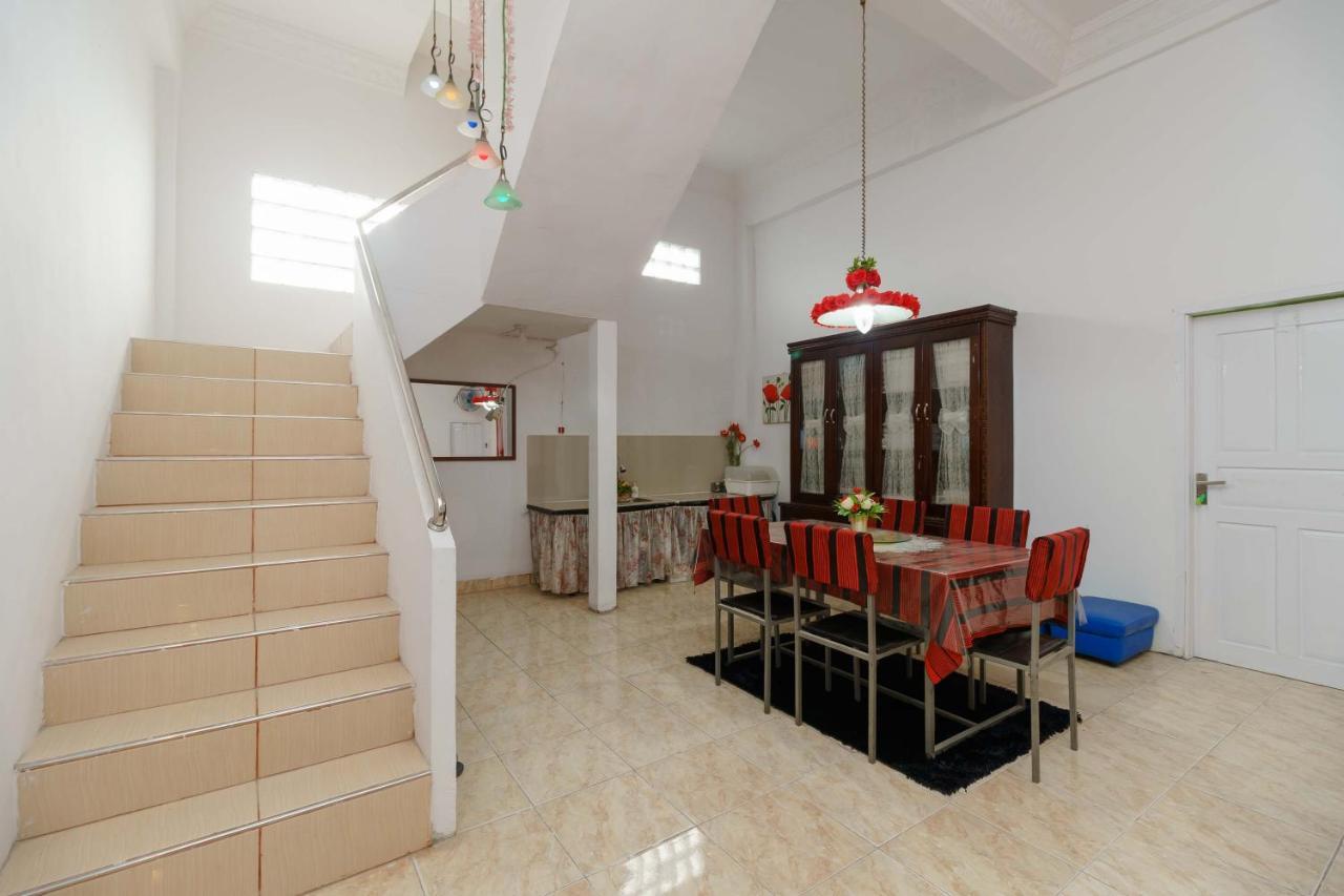 Reddoorz Syariah Near Museum Tsunami Aceh 2 Geutieue Екстериор снимка